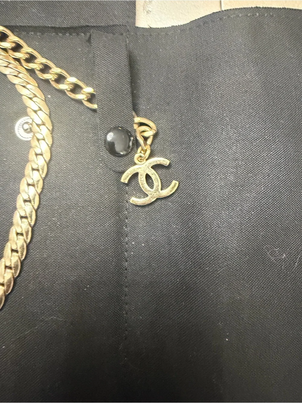CHANEL CC LOGO NECKLACE GOLD TONE AUTHENTIC W/ BOX & RECEIPT